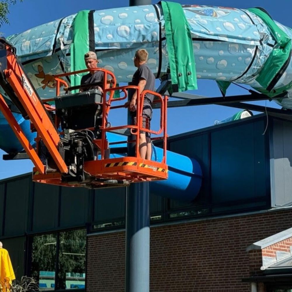 Malburgse Waterglijbaan De Eerste Ge soleerde Glijbaan Van Nederland malburgse-waterglijbaan-de-eerste-ge-soleerde-glijbaan-van-nederland